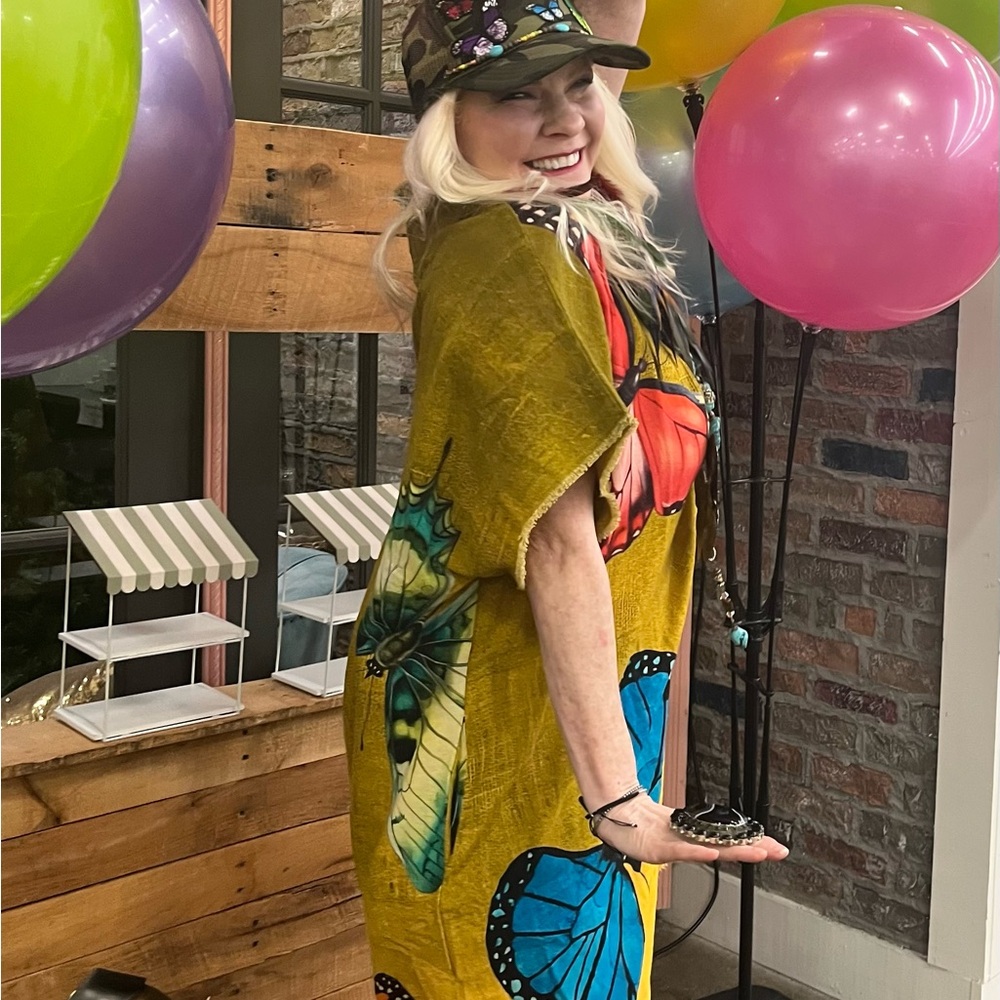 Colorful Butterfly Tunic - Picture 3 of 4